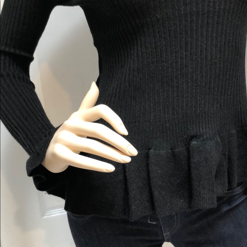 Long sleeve scoop neck ruffled sweater top. - Picture 4 of 9